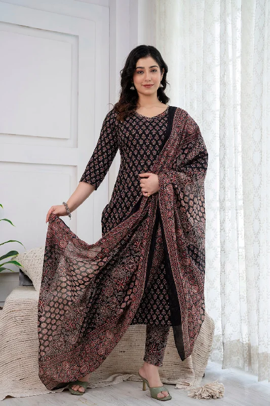 Black Printed Straight Kurta and Trouser With Dupatta Trousers Capri Summer