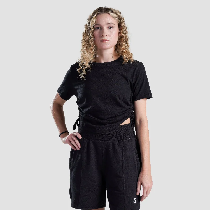 Active Shape Crop Tee (Black) Welt Pockets Slit Pockets